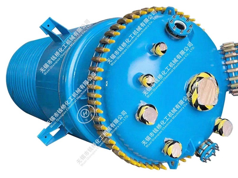 帶盤管搪玻璃反應釜 帶盤管搪玻璃反應釜